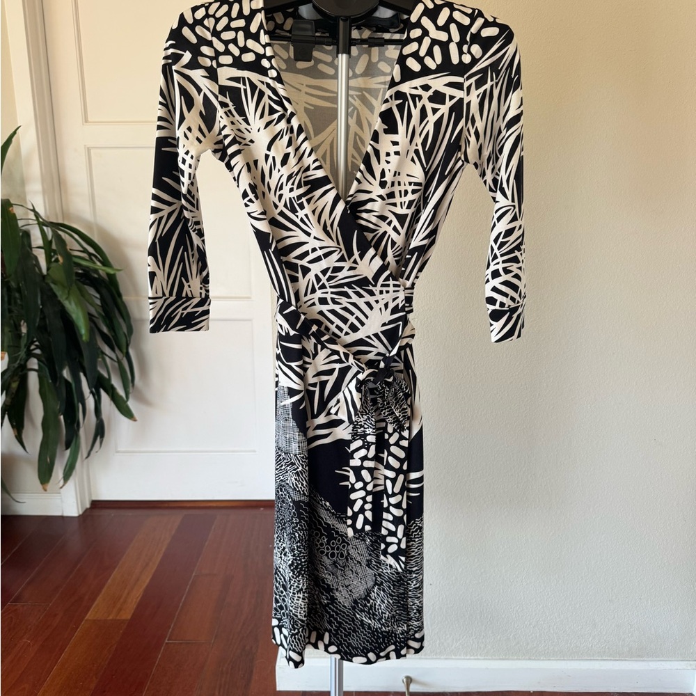 Classic Black and Cream DVF Wrap Dress